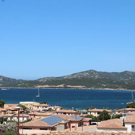 Villa Le Maree With A Sea View